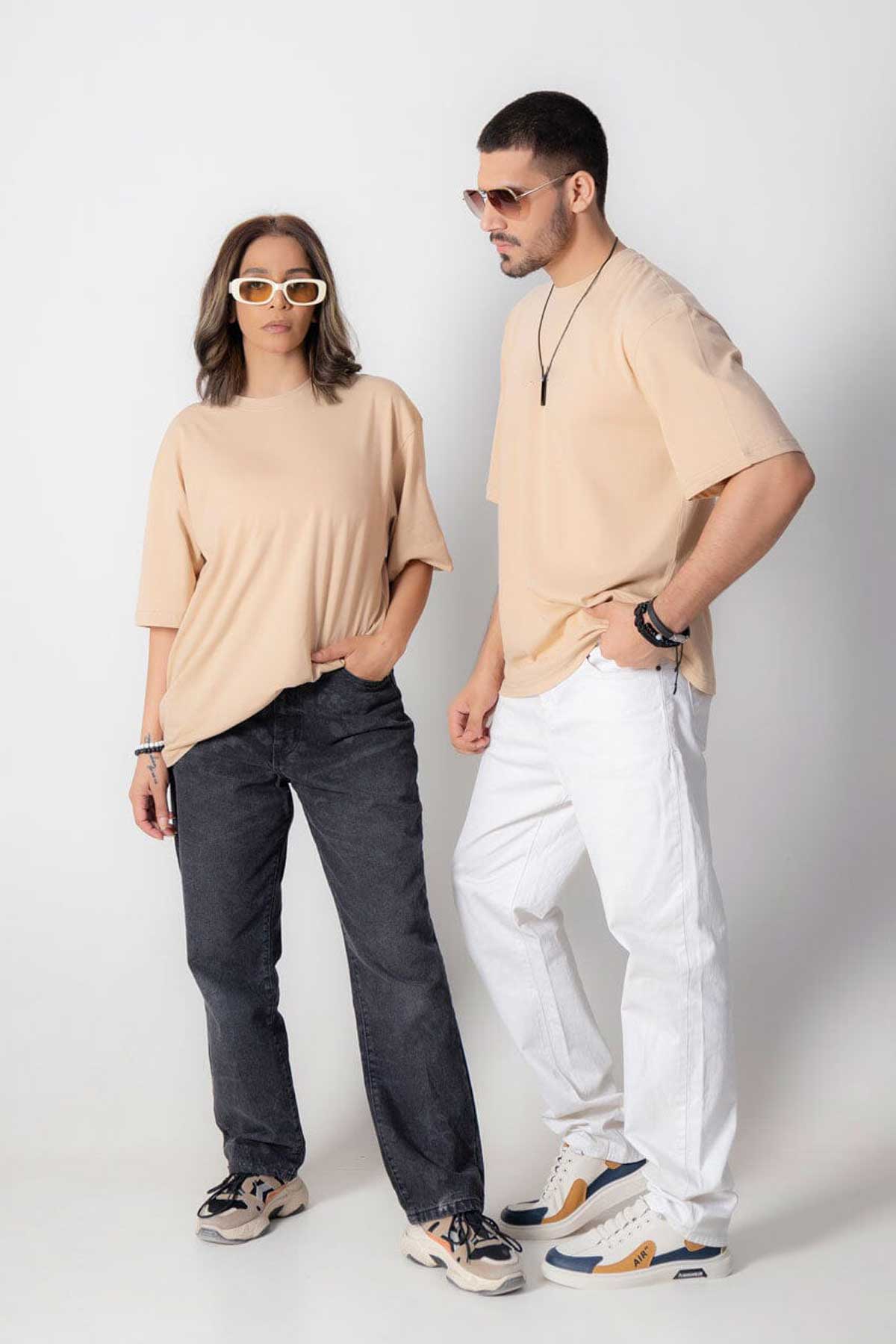 USQUARED Unisex Drop Shoulder Oversized Basic Tee Shirt